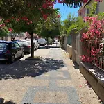 Magnifique T2 Neuf 40m2 Avec Balcon Au Trottel 4 Couchages Wifi Clim Parking A Pieds 100m Ajaccio (Corsica)