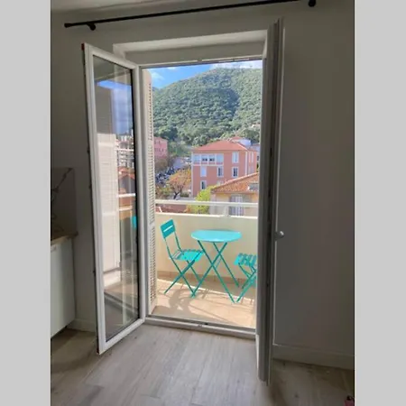 Trottel Balcony Apartment: Retreat With Wi-fi And Parking Apartment Ajaccio (Corsica)