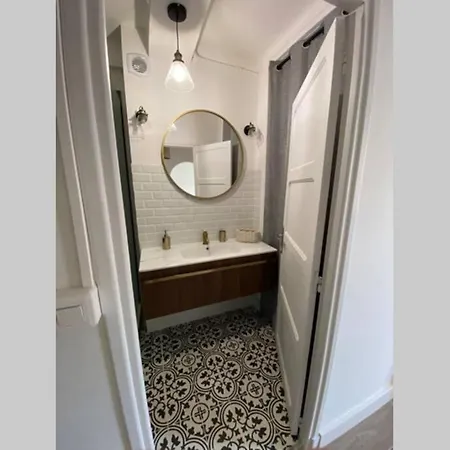 Magnifique T2 Neuf 40m2 Avec Balcon Au Trottel 4 Couchages Wifi Clim Parking à Pieds 100m Appartement Ajaccio (Corsica)