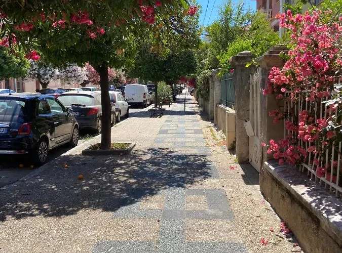 Trottel Balcony Apartment: Retreat With Wi-fi And Parking Ajaccio (Corsica)